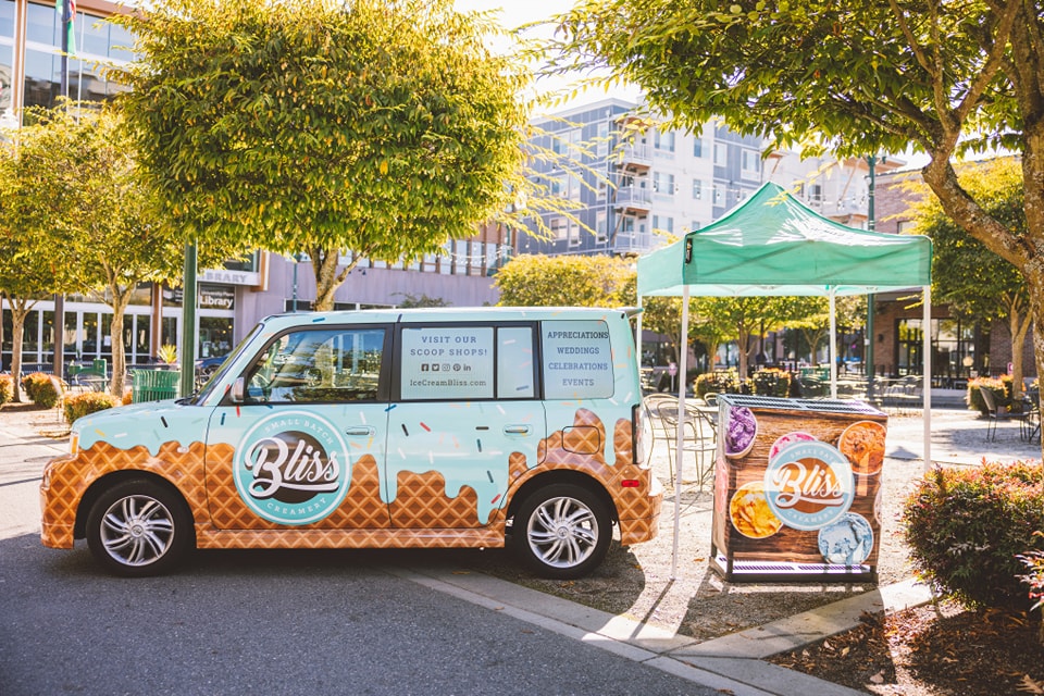 Mobile Ice Cream Truck Catering